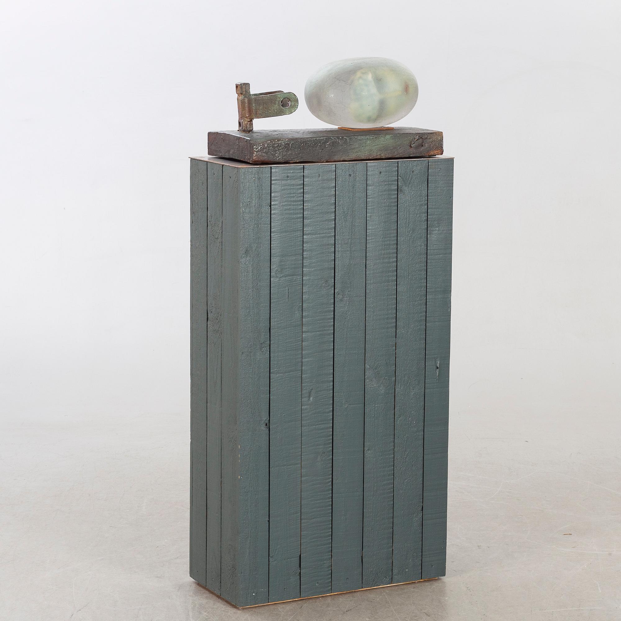 Bertil Vallien, skulptur, vilande huvud, "Resting head", Kosta Boda, unik.