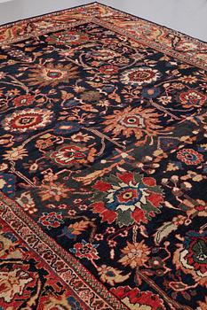 A CARPET, an antique Ziegler Mahal, ca 417,5 x 326 cm (as well as one end with 2 cm flat weave).