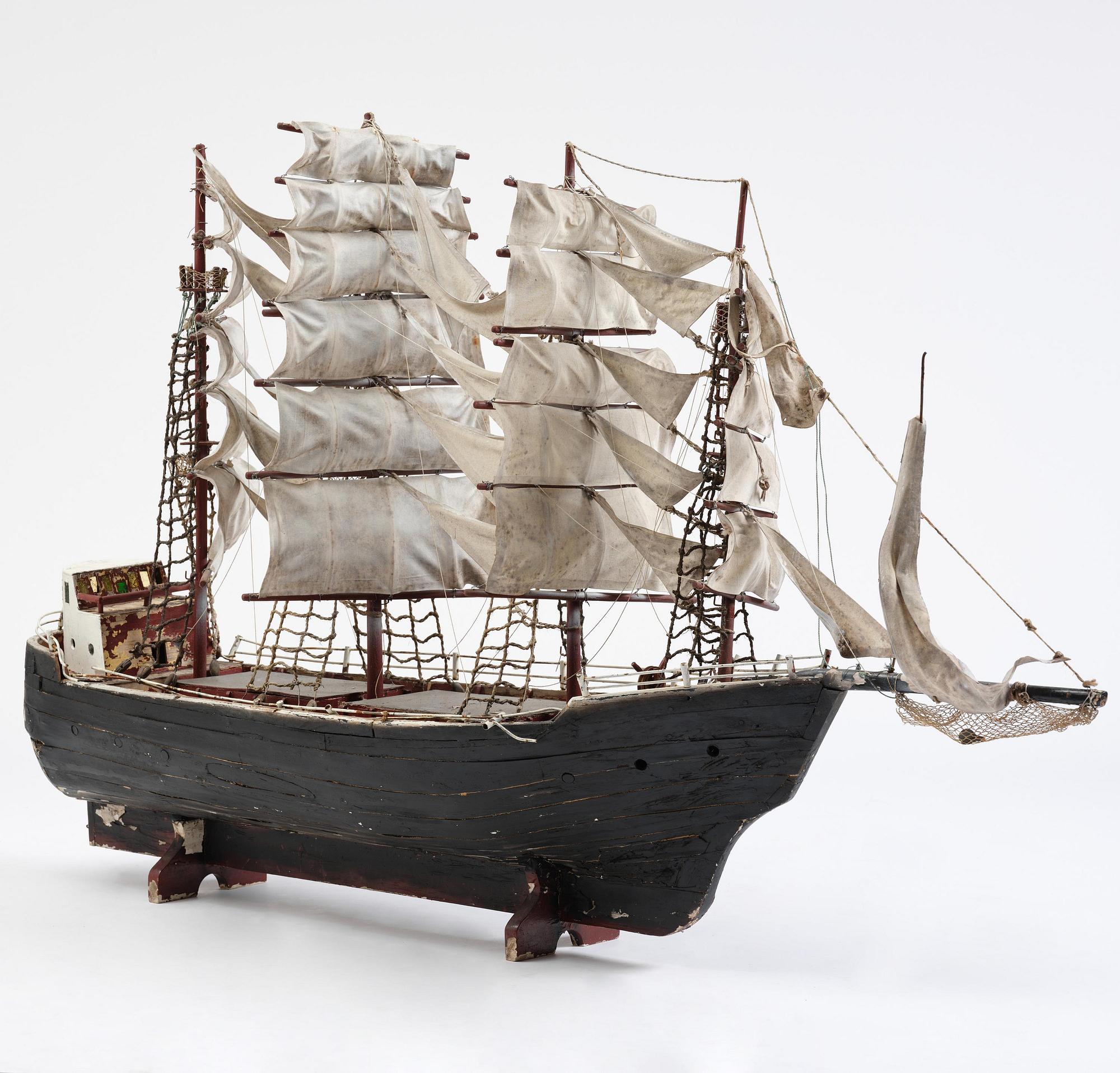 A modell of a ship from Brahestad, Finland, 19th century.