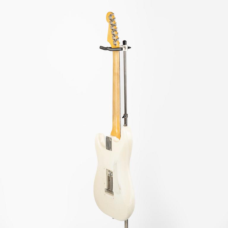 Fender, "Stratocaster", electric guitar, USA, 1962.