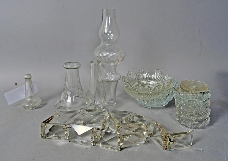 PARTI LJUSKRONEDELAR, glas, 1900-tal.