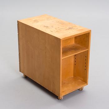 ALVAR & AINO AALTO, Kirjoituspöytä, laatikosto ja jakkara 1930-50-luku.