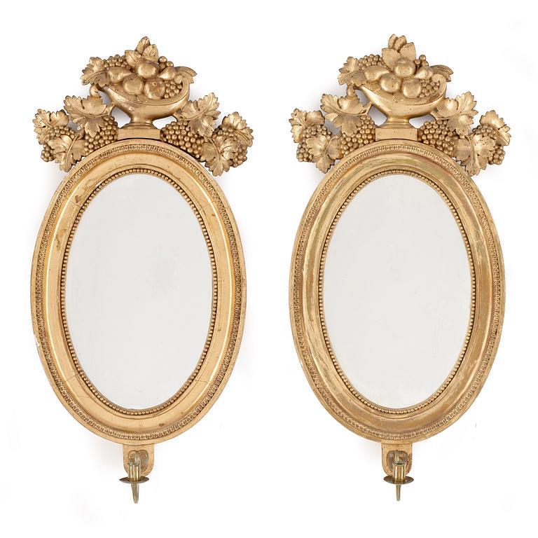 SPEGELLAMPETTER, ett par, 1800-tal.