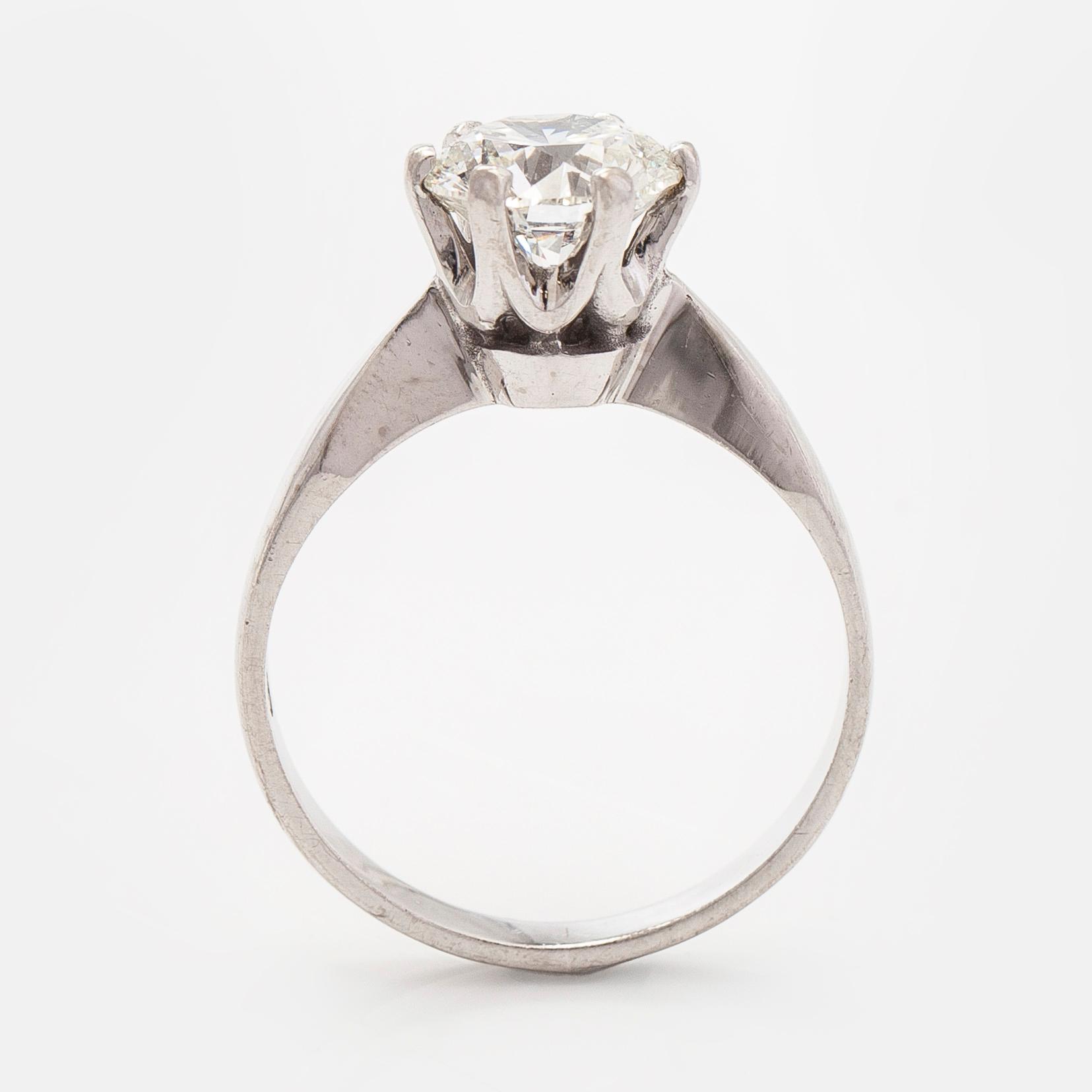 Ring, briljantslipad diamant, 14K vitguld, Kallion Korupaja, Helsingfors 2008.