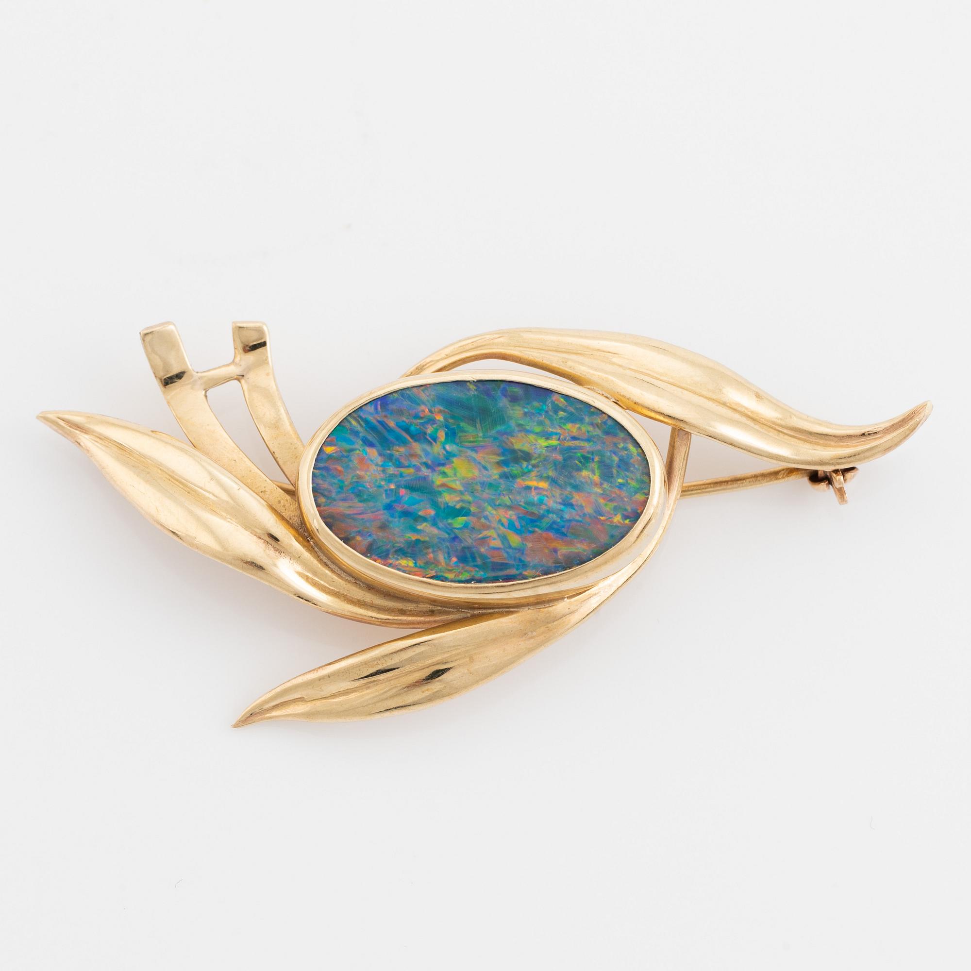 Gold and opal brooch.