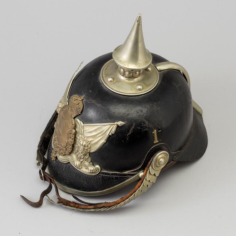 KASK, svensk, m/1887 för Livgardet.