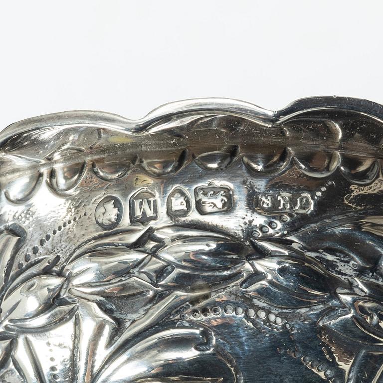 John Henry Rawlings, ljusstakar, ett par, silver, London, England, 1887.