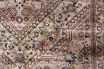 Carpet, silk, ca 160 x 95 cm.