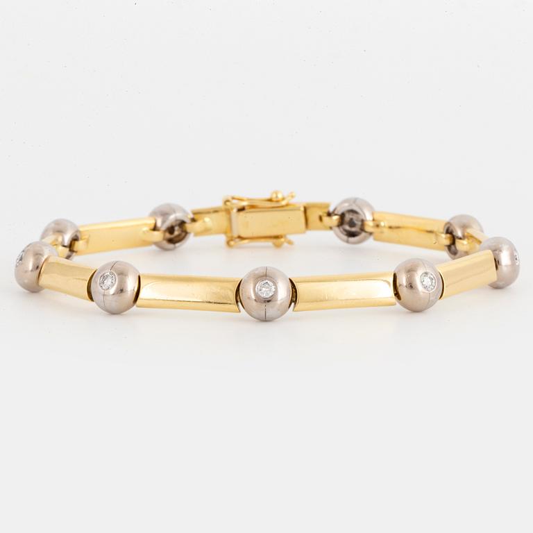 ARMBAND, med briljantslipade diamanter.