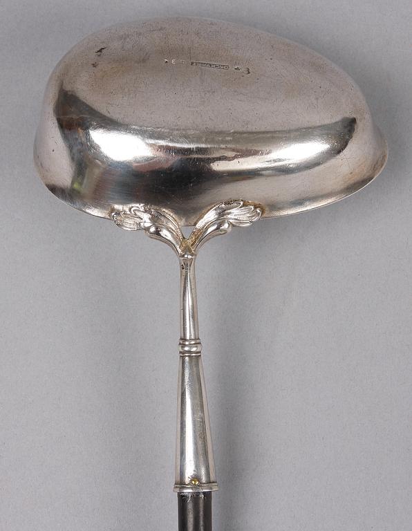 SOPPSLEV, silver, trä, Daniel Schwart, Karlskrona 1810.