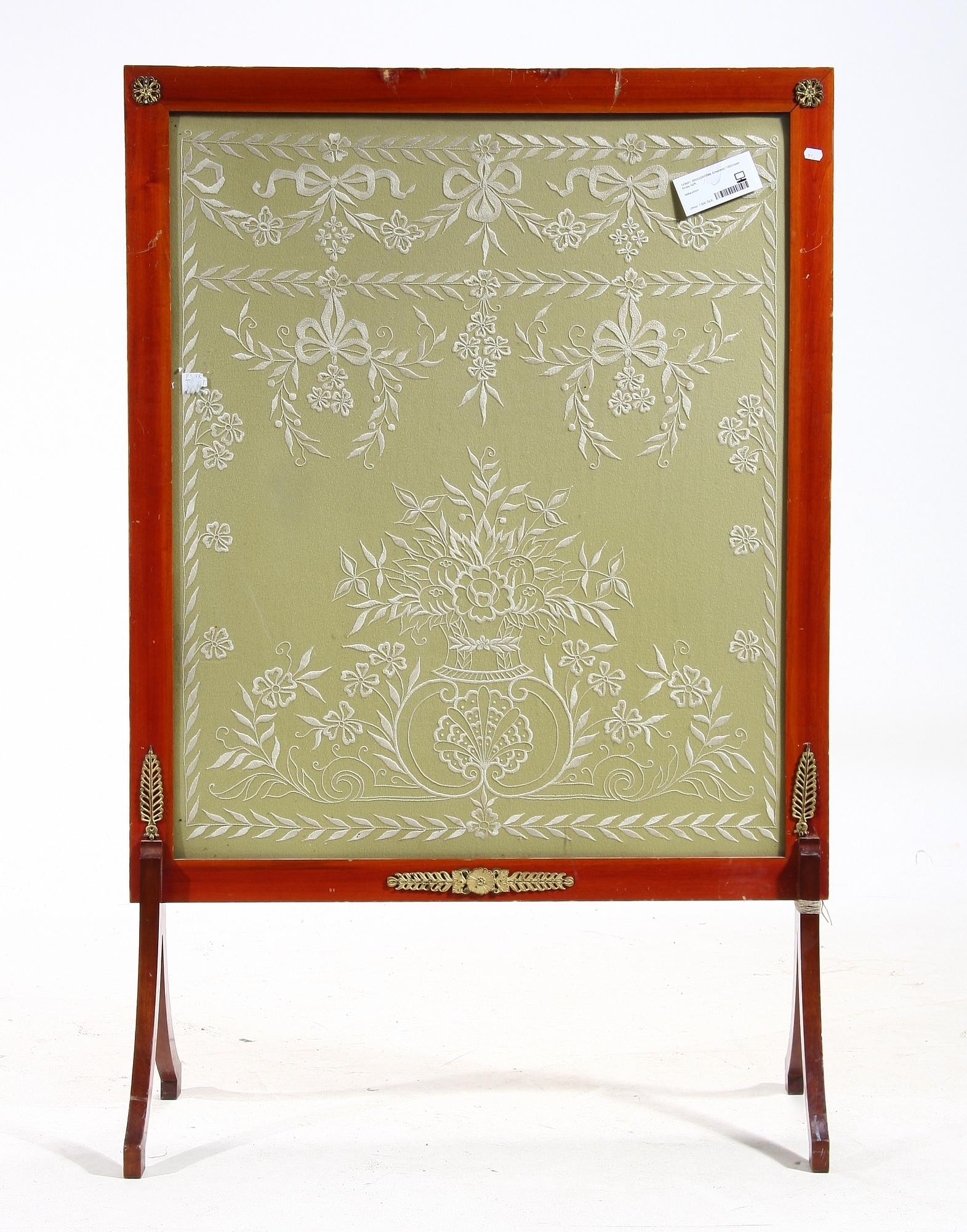 BRASSKÄRM, Empirestil 1900-talet första hälft.