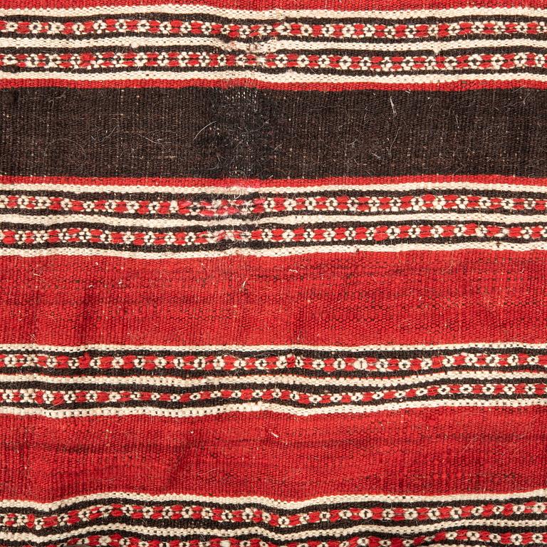 Matta kelim, Semiantik/old. Aliabad området ca 415x216 cm.