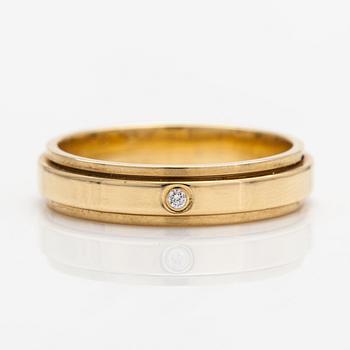Piaget, Ring "Possession", 18K guld och diamant ca 0.015 ct. Märkt Piaget, G51708 57.
