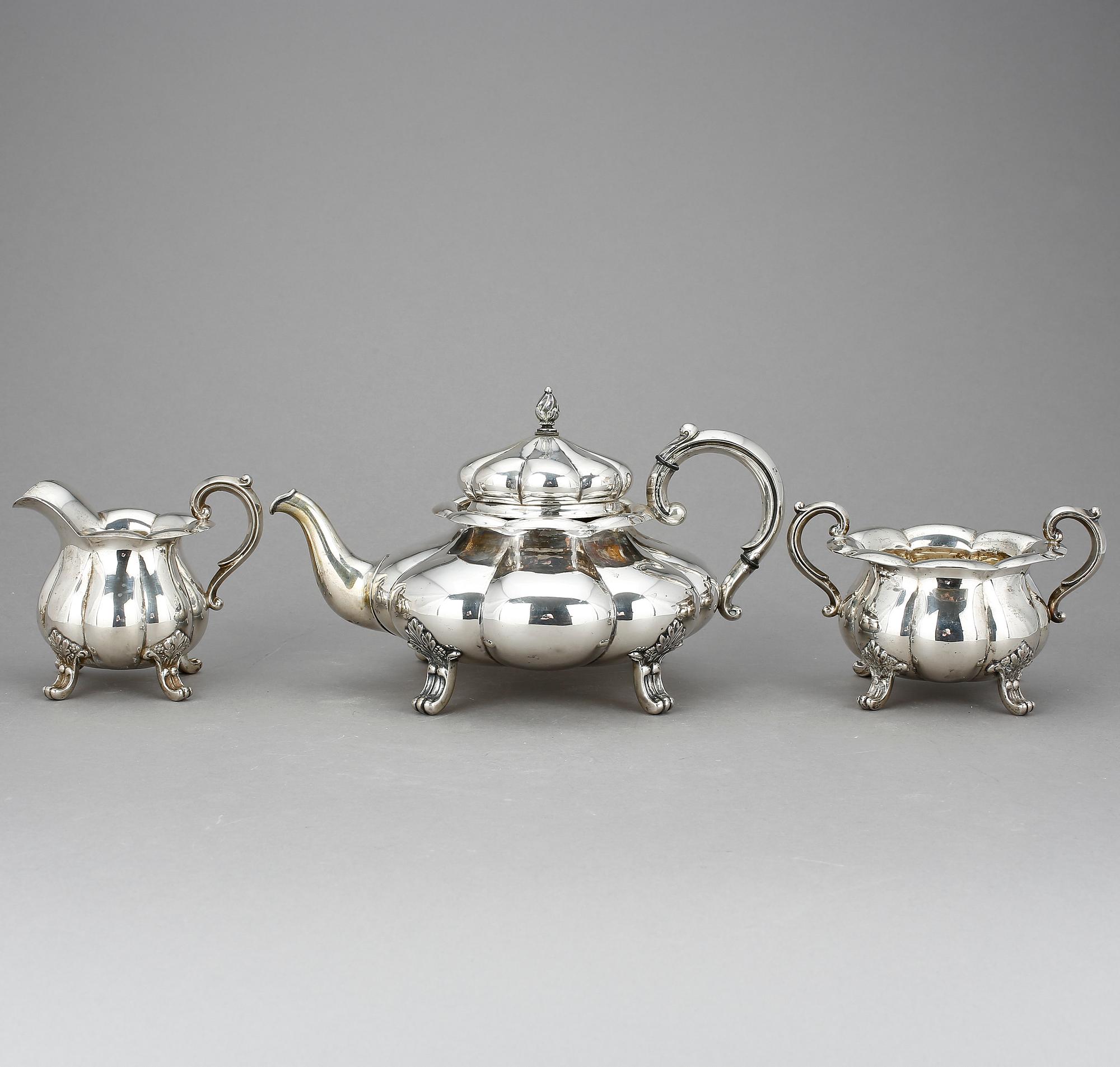 TESERVIS, 3 delar, silver, David Andersen, Christiania, Norge, 1888-1925. Total vikt ca 1150 gram.