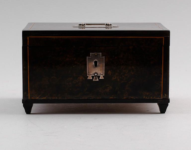 SKRIN, gröntonad alrot, Anders Jacob Rosendahl, Arboga (1762-1836), silverbeslag stämplade 1795.