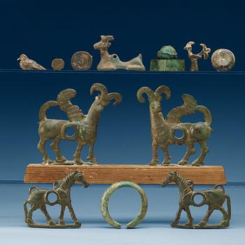 1512. FIGURINER, 12 stycken, brons. Bland annat Skytiska och Luristanska, 1000-200 f.Kr.