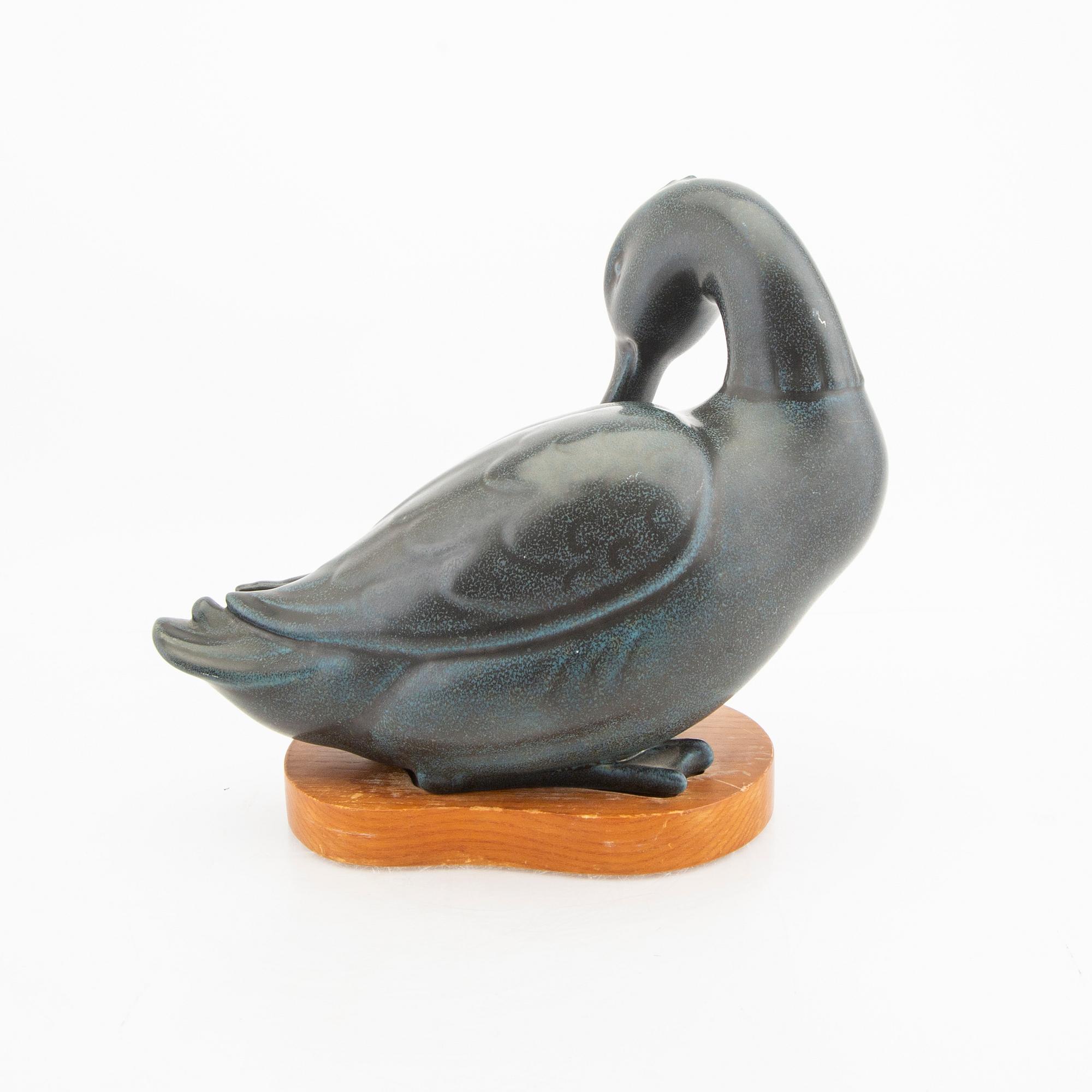 Gunnar Nylund, figurin signerad och numrerad 83/200.