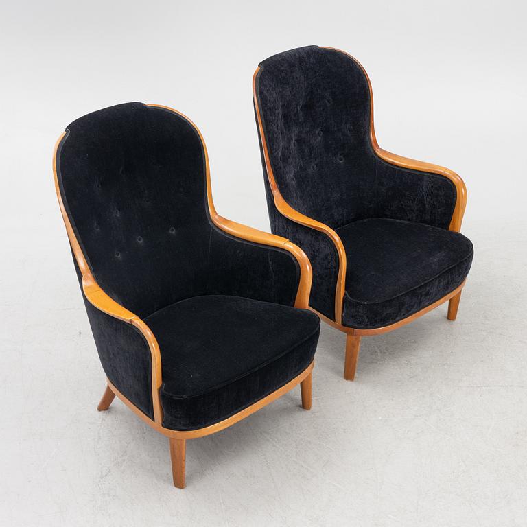 Carl Malmsten, a pair of 'Advokaten' armchairs, second half of the 20th Century.