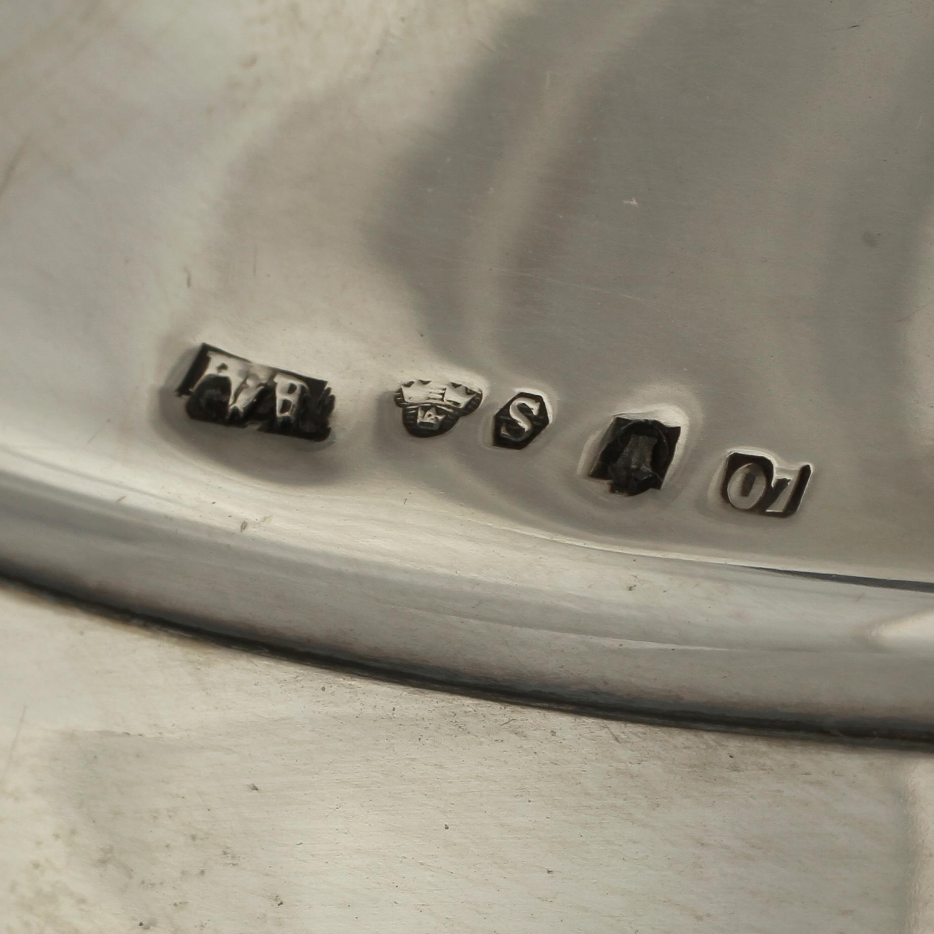 SKÅL PÅ FOT, silver, Stockholm, 1916. Vikt 745 g.