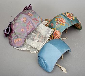 PARTI DRÄKTDELAR, ca 10 delar. 1800/1900-tal.