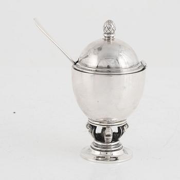 Johan Rohde, senapskanna, sterlingsilver, "Konge", modellnummer 741, Georg Jensen, Danmark 1925-32.