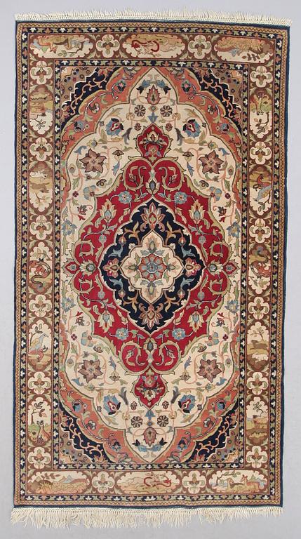 MATTA, orientalisk, ca 220 x 124 cm.