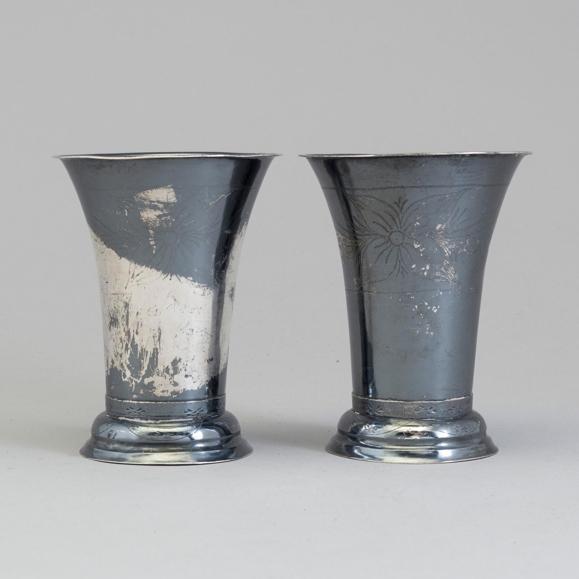 A pair of Swedish 19th century silver beakers, mark of CG Högstedt, Kalmar 1823.