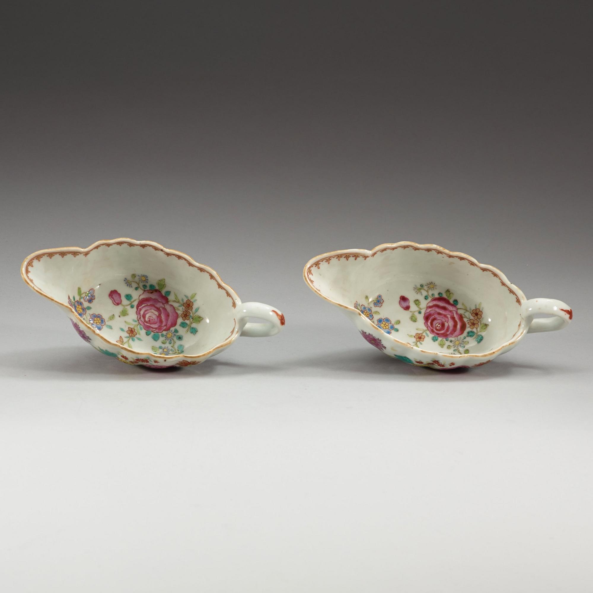 SÅSSKÅLAR, ett par, kompaniporslin. Qing dynastin, Qianlong (1736-95).