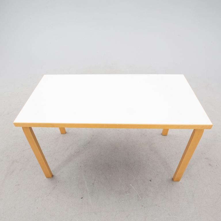 Alvar Aalto, a model '80a' table, Artek, 21st century.