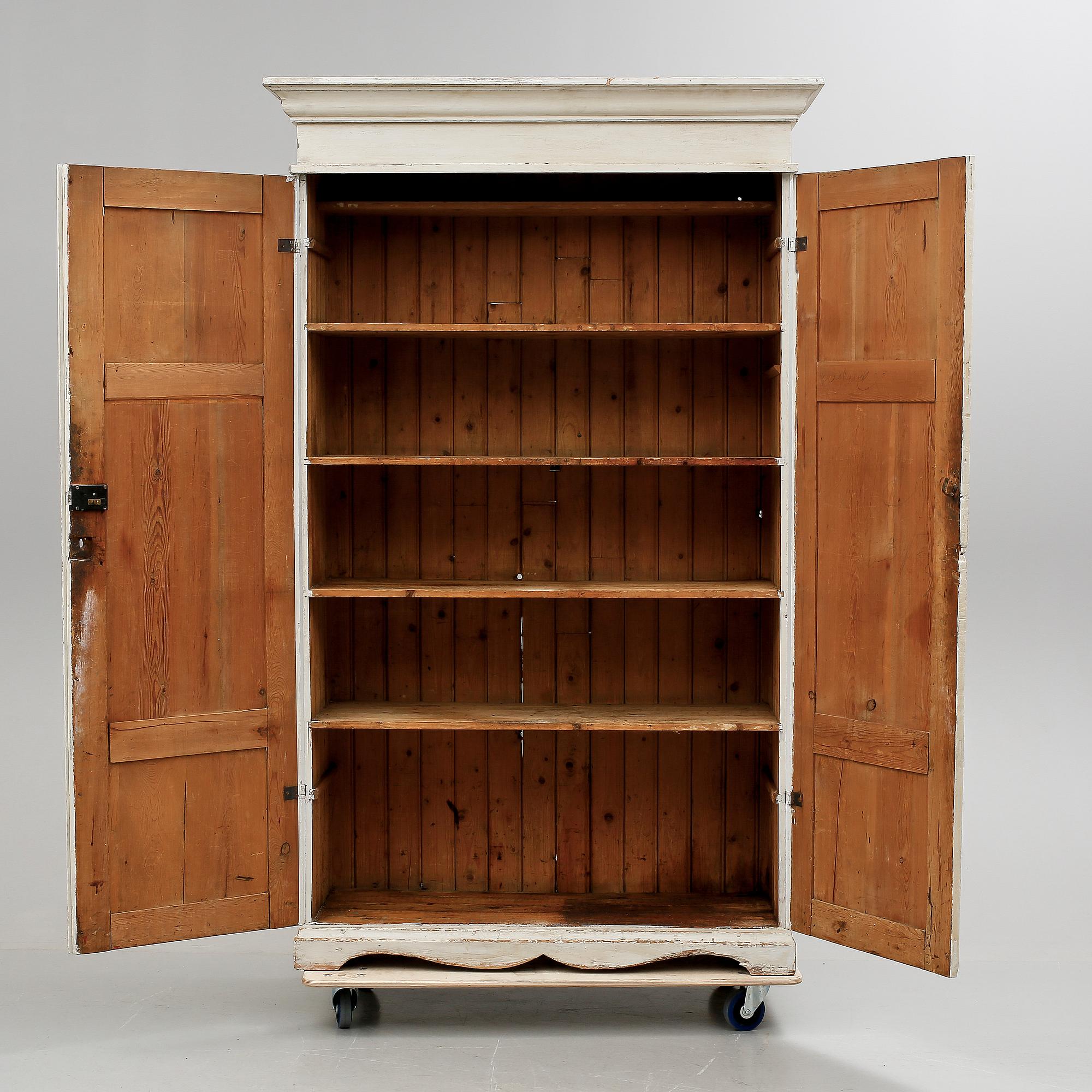 KLÄDSKÅP, 18/1900-tal.