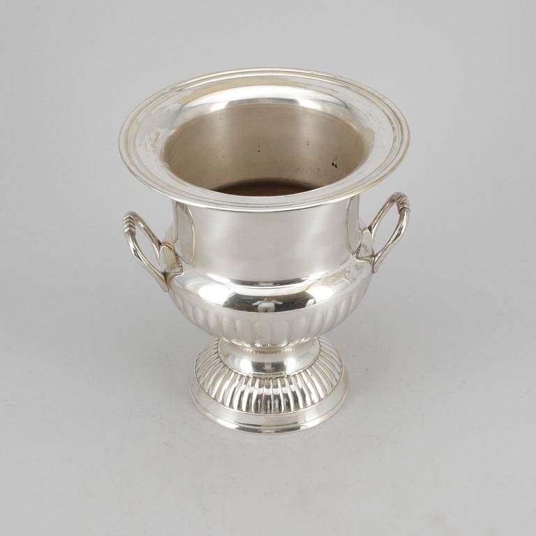 VINKYLARE, nysilver, 1900-talets andra hälft.