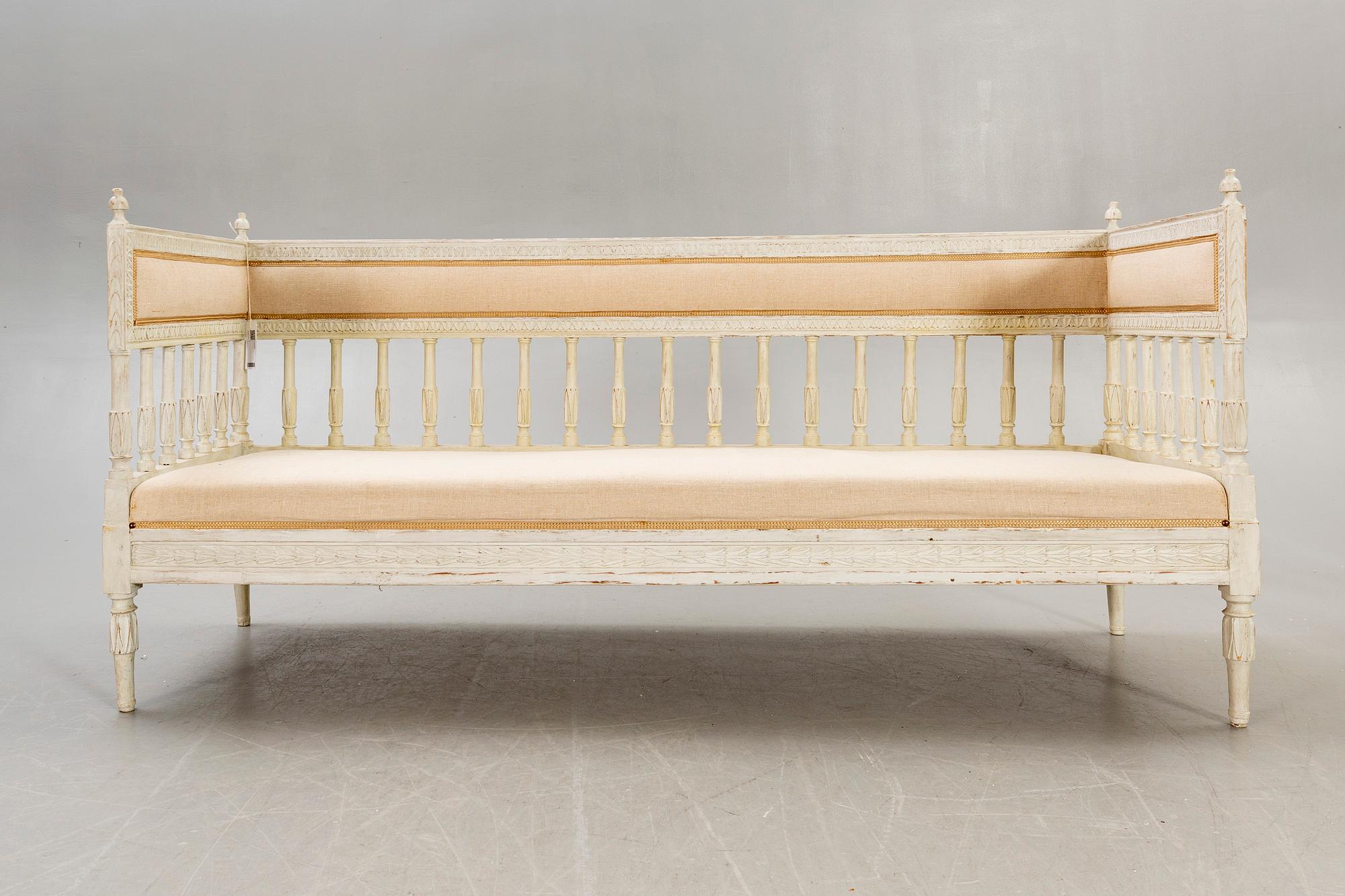 A painted Swedish Gustavian sofa around 1800.