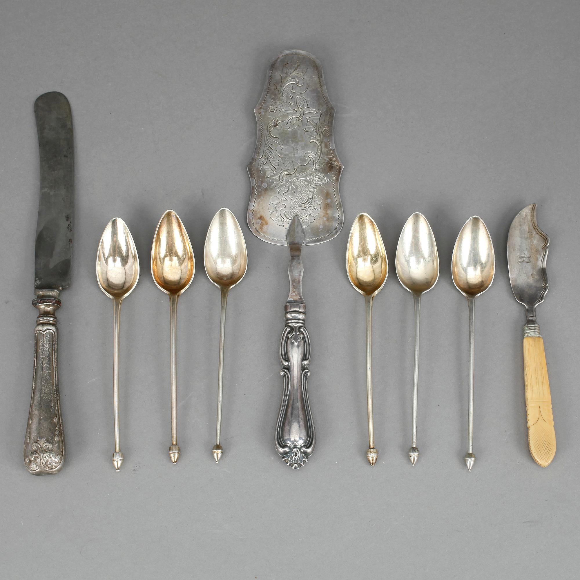 PARTI SILVER, 9 delar, Sverige och England, 1800-tal. Vikt exkl delar med stålblad och benhandtag ca 184 gram.