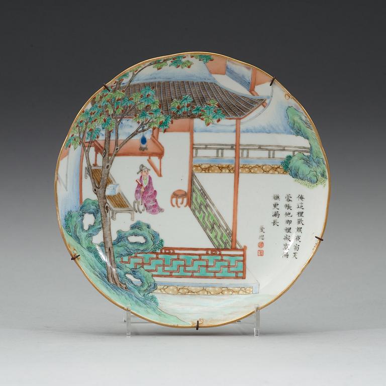 FAT, tre stycken, porslin. Qingdynastin, med Daoguangs sigillmärke och period (1820-50).