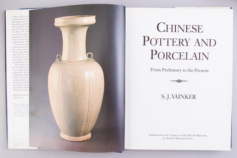 BÖCKER 10 ST, Kinesisk porslin och konsthantverk.