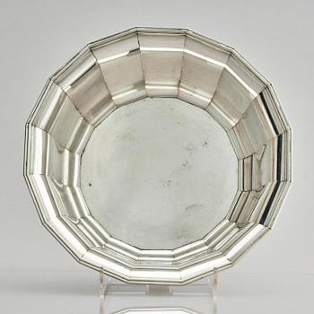 Wiwen Nilsson, a sterling silver bowl, Lund, Sweden 1966.