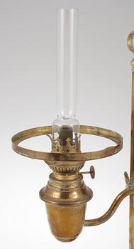 BORDSFOTOGENLAMPA, Kosmos Brenner, sekelskiftet 1800/1900.