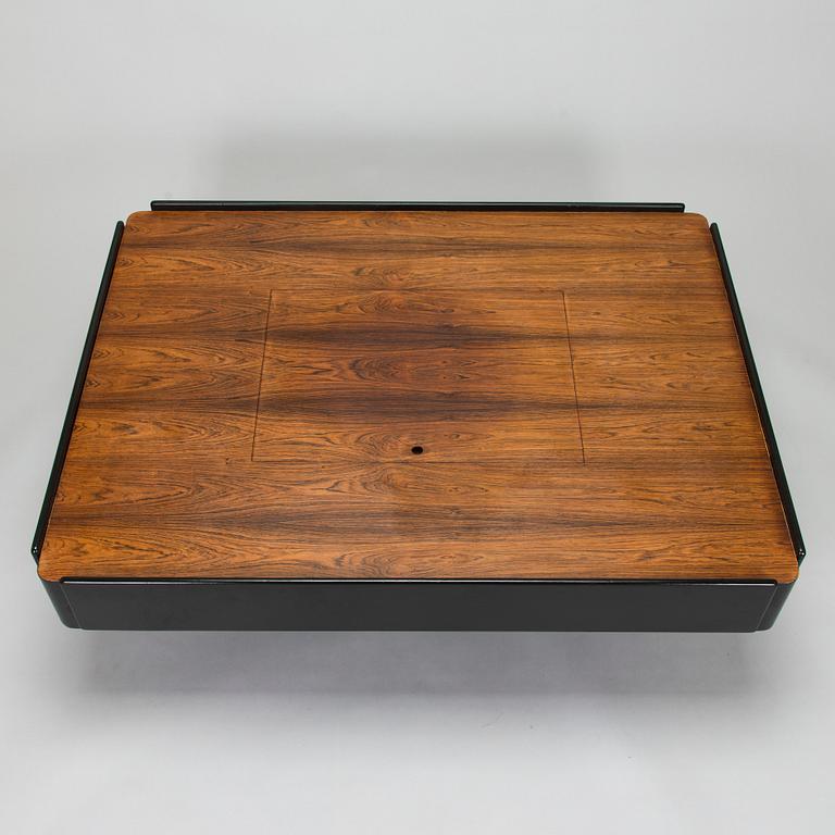 Vico Magistretti, a 1960s 'Caori' coffee table for Galvina licensed production by Haimi.