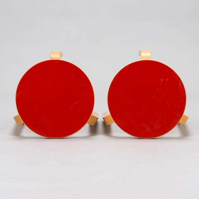 Alvar Aalto, klaffbord "DL82" och pallar, 6 st "60",  O.Y. Huonekalu-ja Rakennustyötehdas A.B 1900-talets mitt.