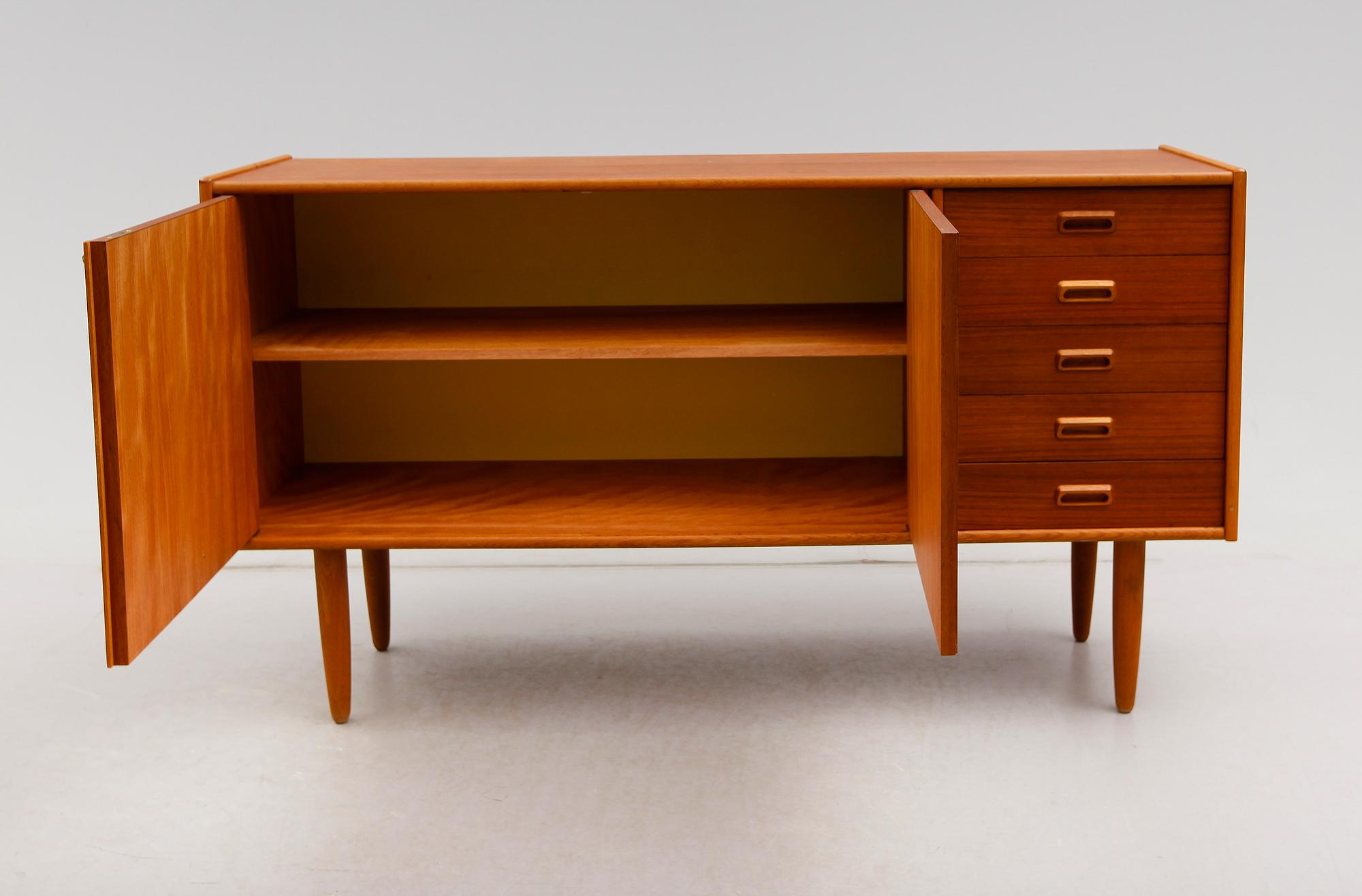 SIDEBOARD, 1900-talets andra hälft.