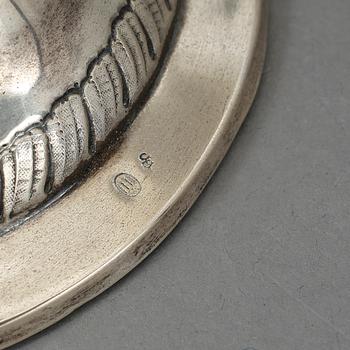 LJUSSTAKAR, ett par, silver, otydliga stämplar, Danmark, sannolikt tidigt 1900-tal.