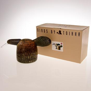 OIVA TOIKKA, GLASFÅGEL, 'Haikara-emo', signerad O. Toikka, Nuutajärvi, 1990-tal.