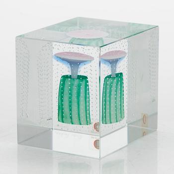 Oiva Toikka, årskub, signerad Oiva Toikka, Nuutajärvi 1995, numrerad 370/2000.