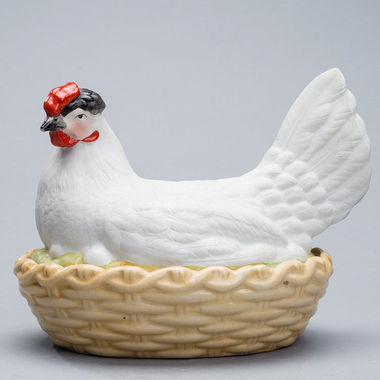 ÄGGÖMMA, porslin, 1900-talets början.