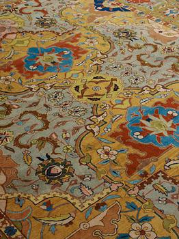 CARPET. Semi-antique Tabriz Petag. 385,5 x 307 cm.