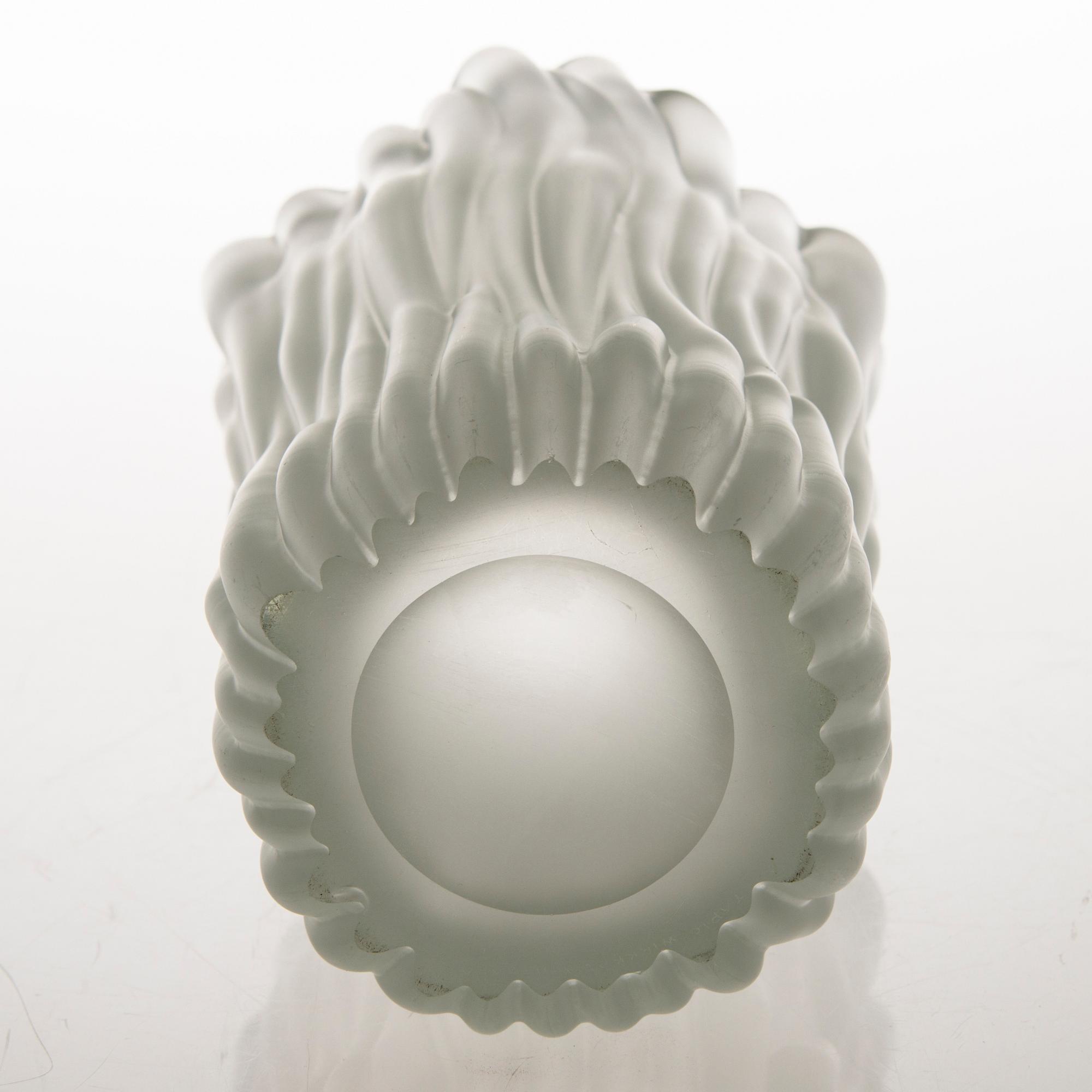 A TAPIO WIRKKALA, vase. "Jäkälä" (Lichen), signed Tapio Wirkkala, Iittala.