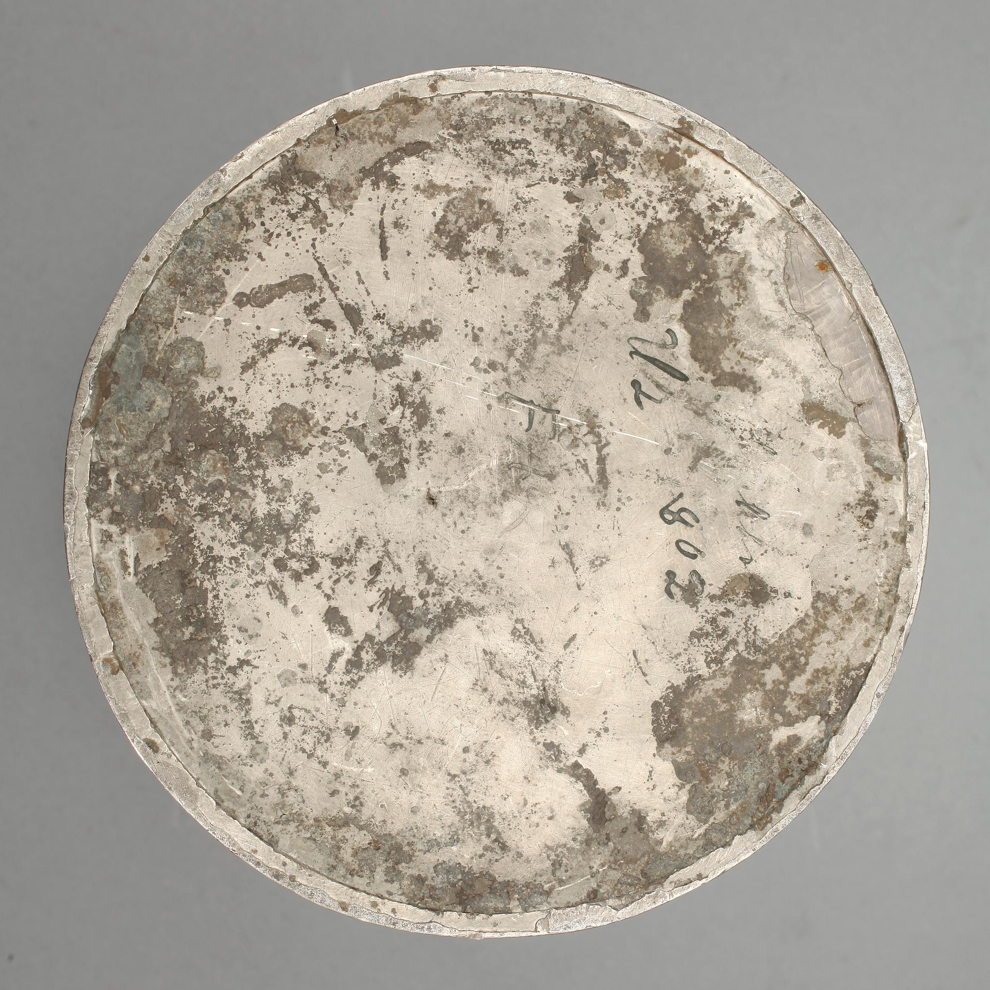 BEHÅLLARE MED LOCK, tenn, troligen Carl Gustaf Malmborg, Stockholm 1802.