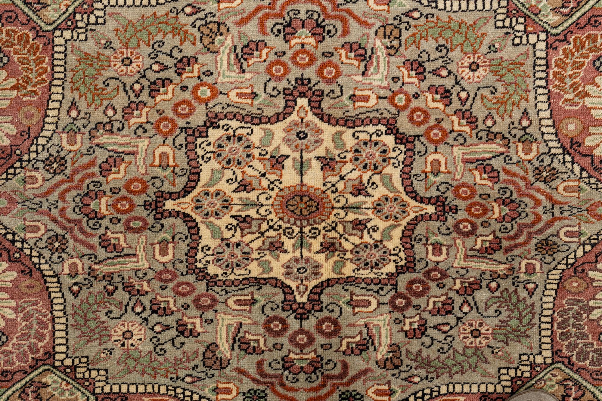 Carpet, Oriental/Eastern Europe, ca 297 x 196 cm.