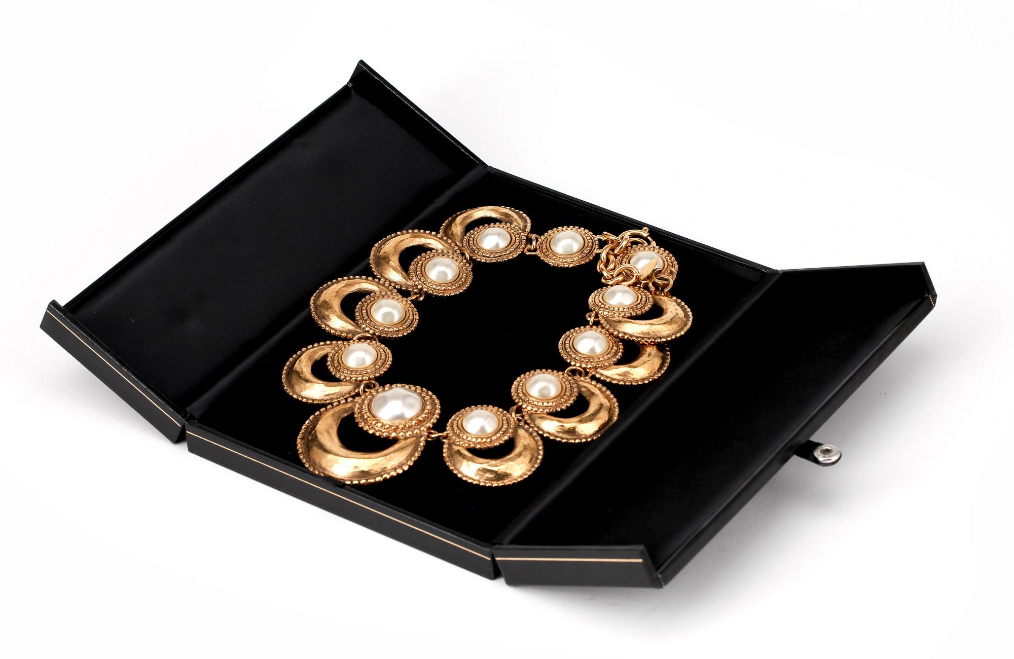 CHANEL, halsband.