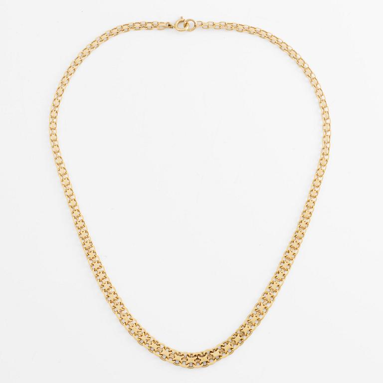 Necklace 18K gold.